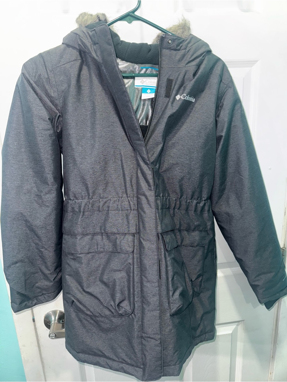 Columbia Girls' Black Insulated Hooded Winter Coat